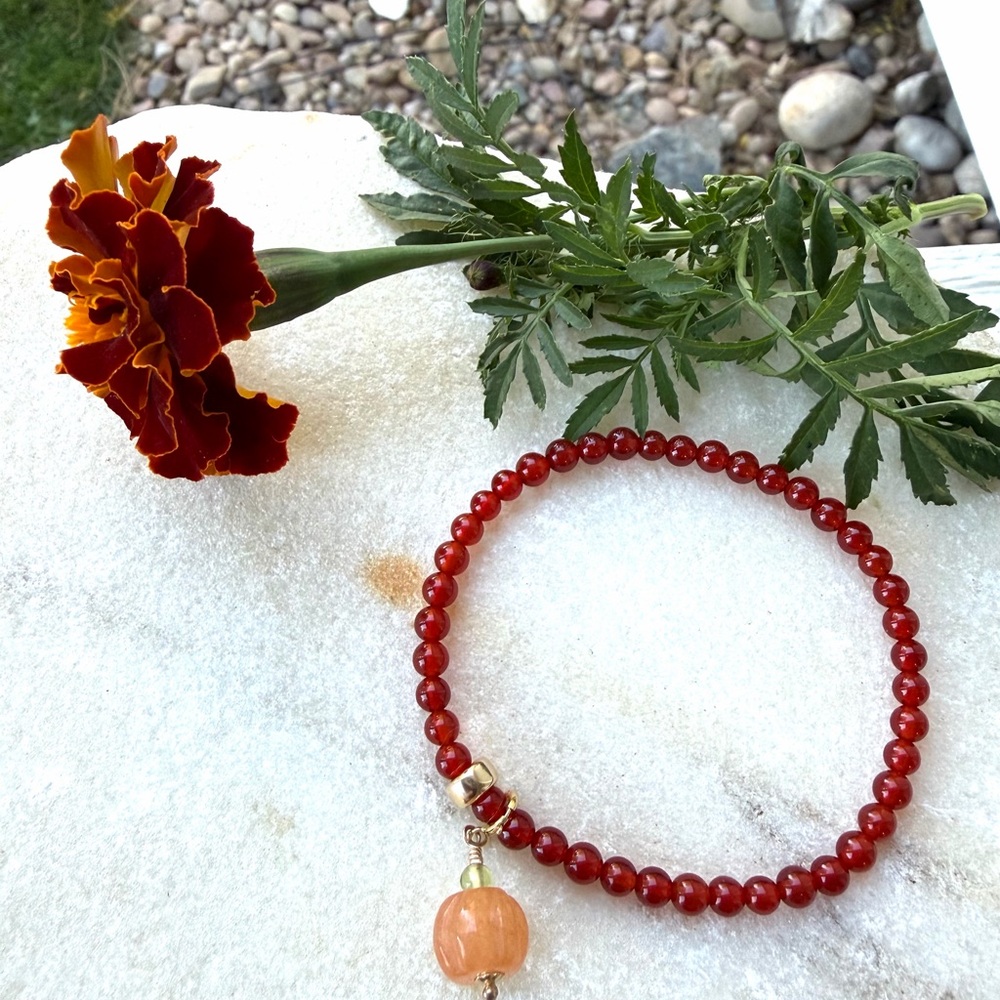 Chic Carnelian Beaded Bracelet with Gold Filled spacer bead